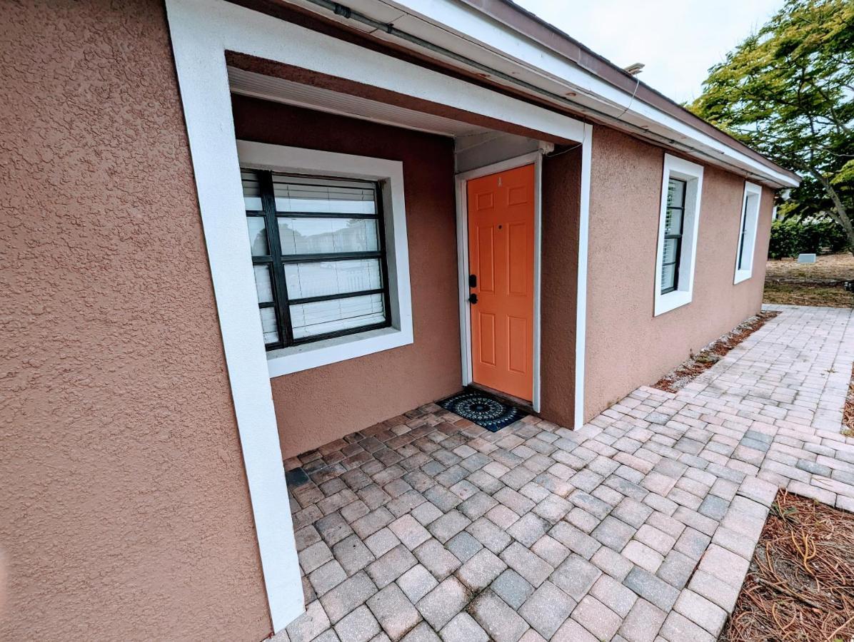 Charming & Cozy Lagoon Retreat - Steps From River - Parking ティテュスビル エクステリア 写真